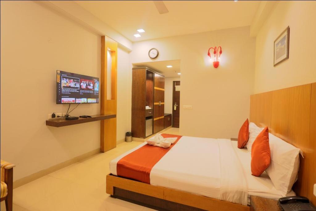 Hotel The Amaris Рішикеш Екстер'єр фото