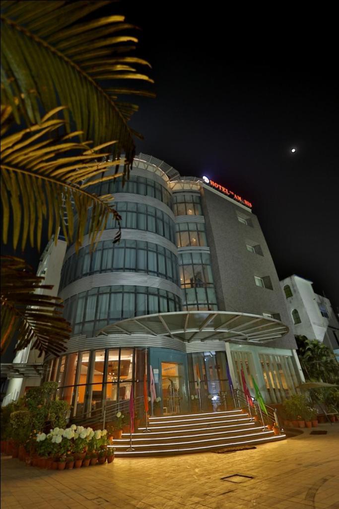 Hotel The Amaris Рішикеш Екстер'єр фото