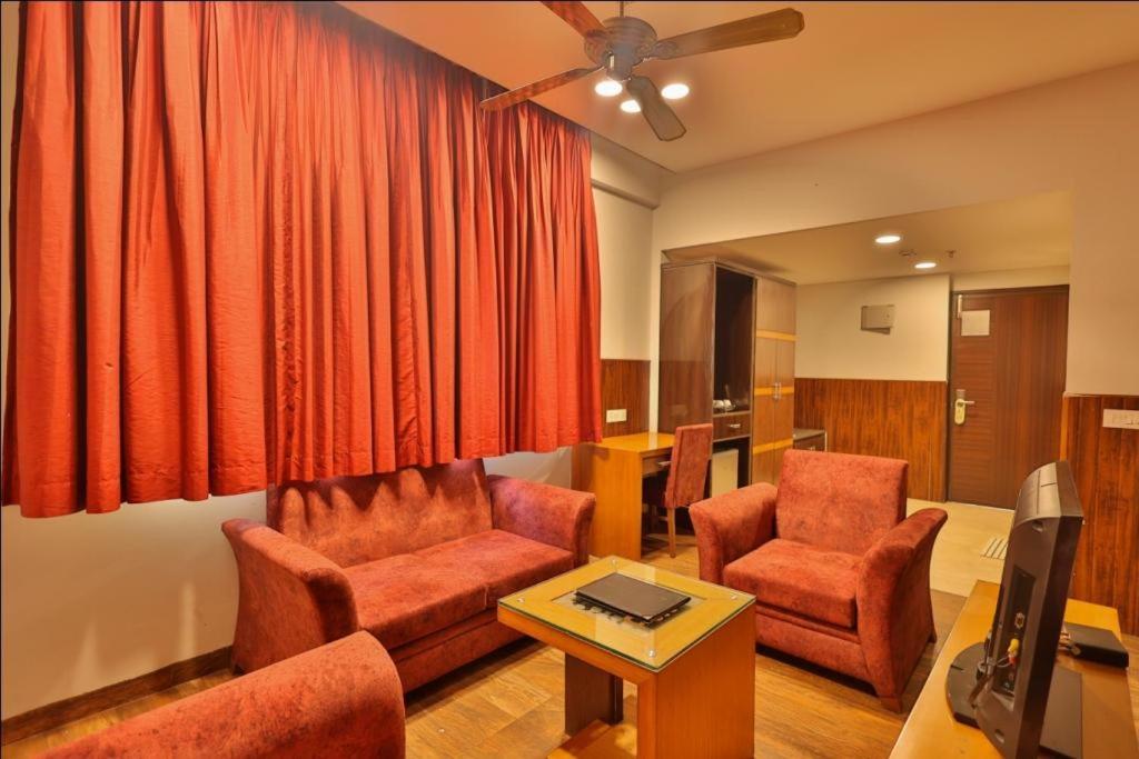 Hotel The Amaris Рішикеш Екстер'єр фото